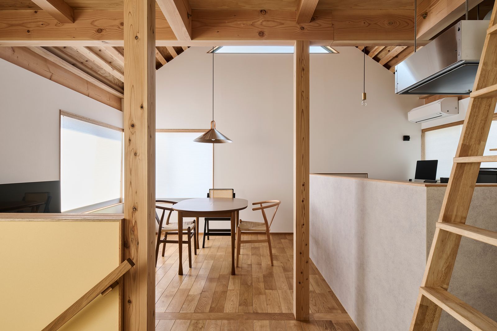 Photo 10 of 25 in T by Daiki Awaya - Dwell