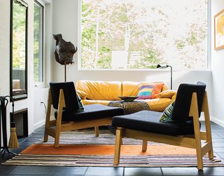 A Modern Lakeside Home in Wisconsin - Photo 4 of 8 -
