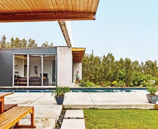 This House Conquers the Big Island in Hawaii - Photo 5 of 7 -