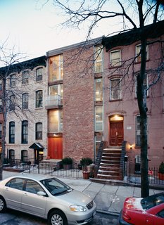 Though the couple’s house is much younger than its immediate neighbors, it manages to fit right in—adding to, rather than detracting from, the neighborhood’s historic character.