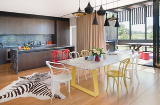 Living Simply on a Lush Australian Estate - Photo 2 of 8 -