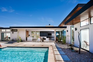 It’s Time to Kick Off Dwell Home Tours—First Stop, San Diego - Photo 7 of 12 -