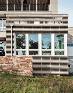 An Unconventional Prefab on Fishers Island - Photo 11 of 11 -