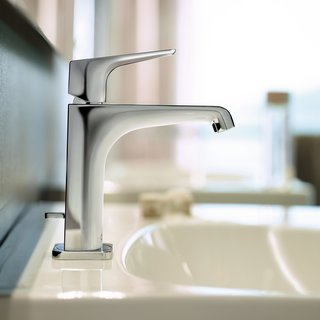 Master of Italian Design Antonio Citterio Wants Us to Rethink These Objects We Use Every Day - Photo 1 of 5 -