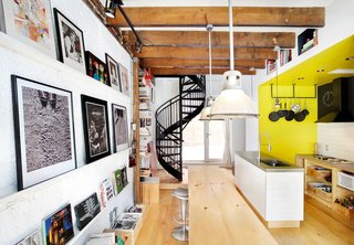 Mark Fekete and Viviana de Loera of MARK+VIVI transformed a former tire shop in the Verdun borough of Montreal into a welcoming home-office, exposing beams on the ground floor and making liberal use of locally sourced Canadian plywood.