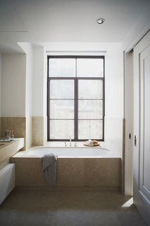 5 Great Rooms from New Dutch Apartment Huys in New York City - Photo 5 of 6 -