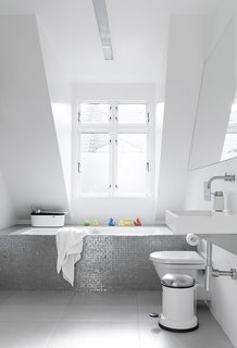 Black, White, and Gray All Over: Monochromatic Copenhagen Townhouse - Photo 10 of 12 -