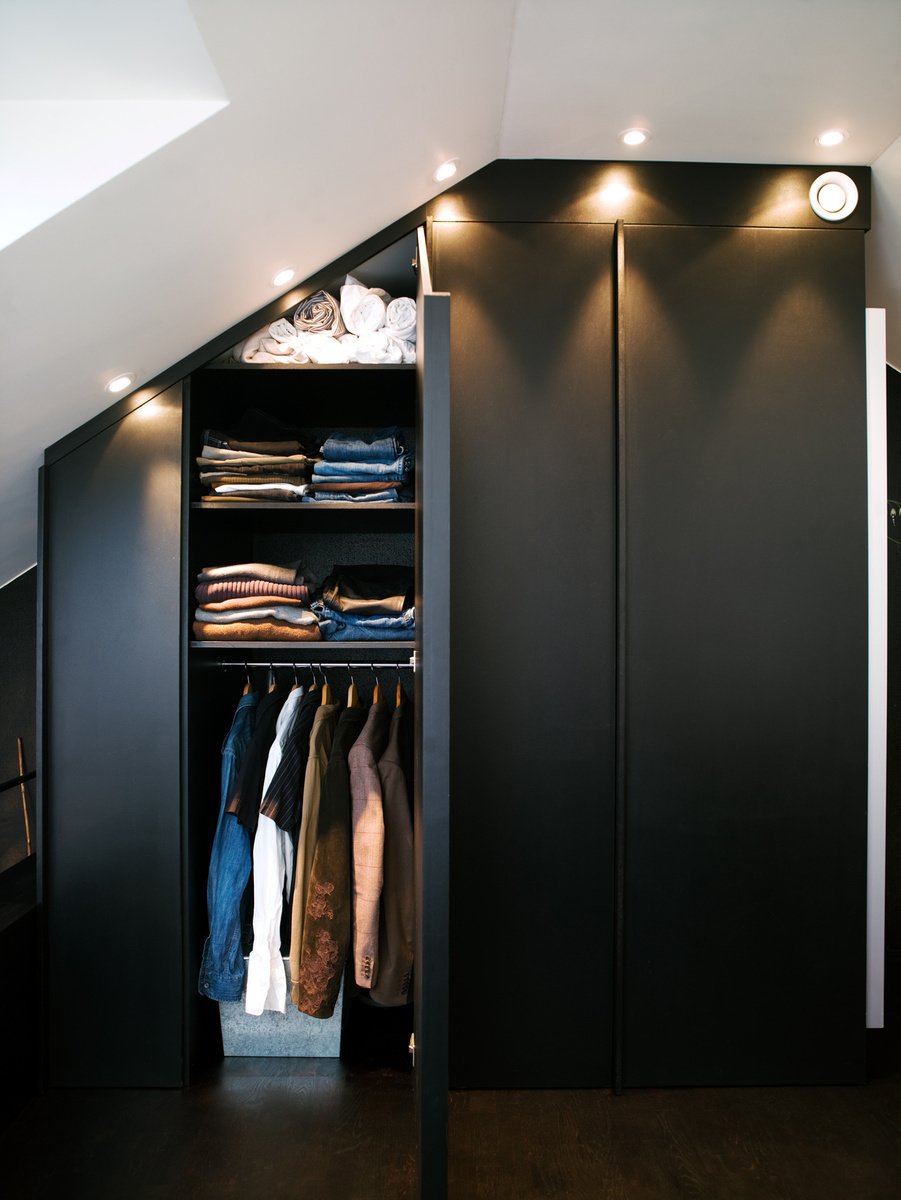 6 Ways to Declutter and Free Up Space in Your Bedroom