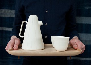 Product of the Day: Ceramic and Wood Coffee Set by Luca Nichetto - Photo 2 of 6 -