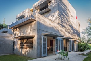Modern Concrete Getaway in Paradise - Photo 7 of 9 -