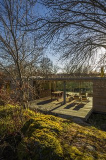 Longer Days Call For More Time on These 9 Modern Porches - Photo 2 of 9 -