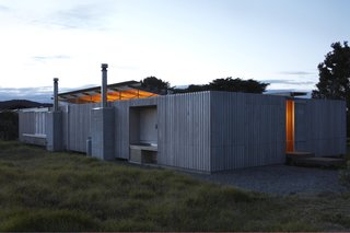 Off-the-Grid Island House in New Zealand Connects with the Outdoors - Photo 5 of 7 -