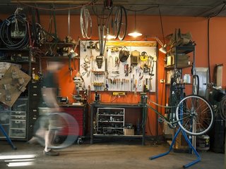 Legacy Frameworks. While working "from the bottom of the Earth" on previous issues, according to Ikin, the Studio team had never had the chance to focus on a single location before.