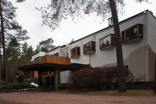 Villa Mairea (Noormarkku, Finland: 1939) <br><br>Created for industrialist Harry Gullichsen and his wife Marie, this private residence fused organic and modern styles and stands as a masterpiece. Curved shapes mixed with a literal forest of wooden columns inside the rural home, creating a flowing environment and harmony between the interior and exterior.<br><br>(Credit: LeonL, creative commons)