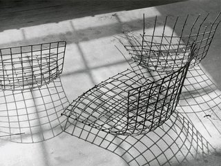 The production of Bertoia chairs for Knoll started in 1952.