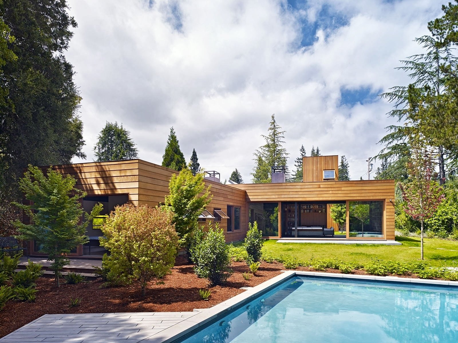 This Smart Home Sets a Powerful New Standard For Sustainability