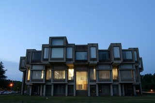 8 Endangered Modern Structures - Photo 7 of 9 -