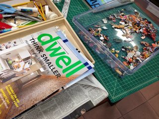 Glass Sculptures Use Magazines as Art - Photo 3 of 6 -