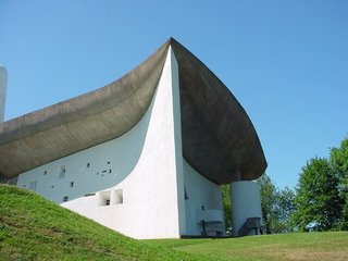 10 Inspiring Modern Churches - Photo 4 of 10 -