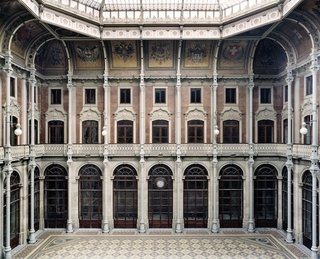 Photographer Candida Höfer's Lush Images of Architecture - Photo 3 of 9 -