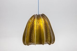 Laser-Cut Lampshade Made from Seaweed - Photo 1 of 2 -