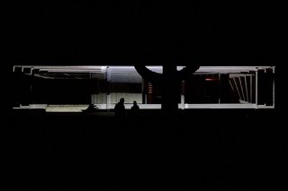 Lighting Up Mies van der Rohe's Farnsworth House - Photo 1 of 2 -