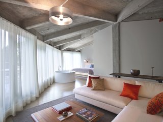 Weekend Getaway: The Roundhouse in Beacon, New York - Photo 6 of 6 -