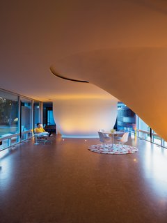 The inner dimple, not far from the front door, separates the entrance from the living space.