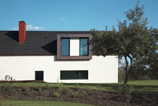 A Striking Bohemian Geothermal Home - Photo 3 of 4 -