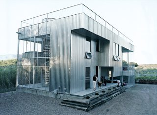 The price of steel and concrete skyrocketed during construction, yet Williamson and Ginge couldn’t imagine the house built of any other materials.