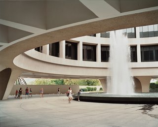 In the late 1930s Congress mandated an art museum for the National Mall, initially getting behind a design by Eliel Saarinen. Gordon Bunshaft would come to design that museum, the Hirshhorn Museum and Sculpture Garden.