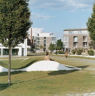 Artist Dani Karavan’s Garden of Remembrance uses the form of waves, and the debris of demolished buildings, to evoke Duisburg’s harbor history. "We avoided breaking with the past, and instead chose to create an environment that would resonate strongly with it," says Foster.