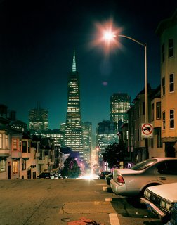 This stretch of Telegraph Hill gazes one way toward the Transamerica Pyramid, and leads in the other to cafés, bars, and bookstores.
