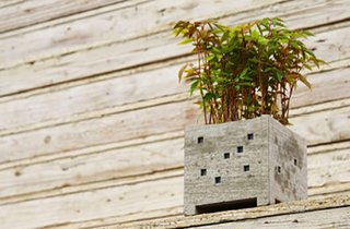 Pipe Planter by Nobuhiro Sato - Photo 1 of 1 -