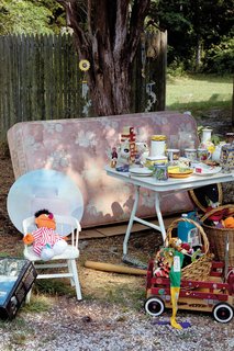 Yard Sale Photographs - Photo 5 of 5 -
