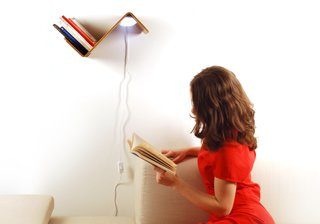 Lili Lite - Photo 1 of 3 -