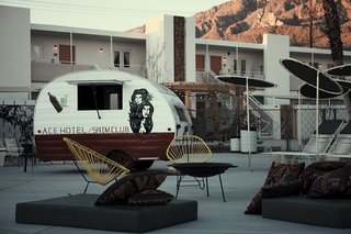 12 Renovated Motels That Make Us Want to Hit the Road - Photo 12 of 12 -