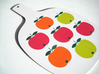 Cutting board, mixed apples, by Lotta Kühlhorn