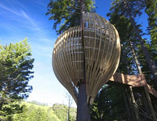 Yellow Treehouse Restaurant - Photo 1 of 5 -