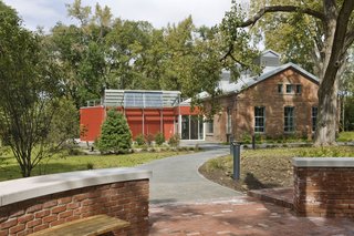 The Center for Environmental Innovation and Education is the first facility on the Beacon Institute for Rivers and Estuaries Denning's Point campus.<br><br>Photo by <br><br>Bilyana Dimitrova, Courtesy of the Beacon Institute for Rivers and Estuaries