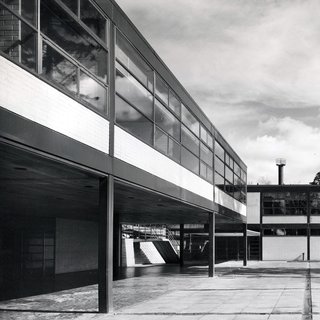Full Scale Model of Chaise Longue (La Chaise), 1948, by Charles and Ray Eames.