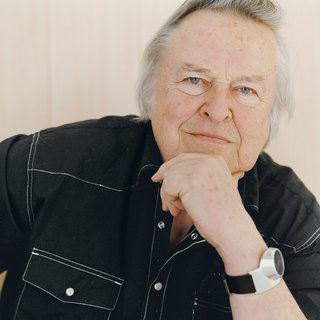 Aarnio turned 75 in 2007, but the commissions continue to flood in.