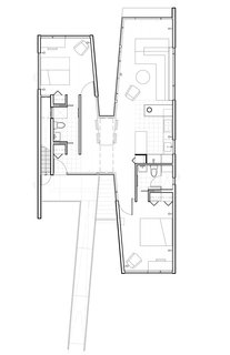 The architect designed the building in an X formation, with two main modular structures united by a passageway. The living and sleeping areas were placed at opposite ends of the space to allow for privacy and "to allow the children to continue their autonomous relationship with their parents on their way to self-reliance," he notes.
