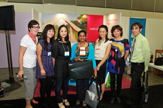 Dwell judges alongside Friday's winner Ayanthi Fernand (holding the Wacom Intuos4 tablet) and other contestants.