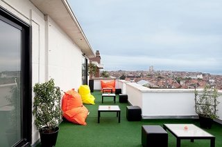 A Pantone Hotel for the Color-Obsessed - Photo 9 of 10 -