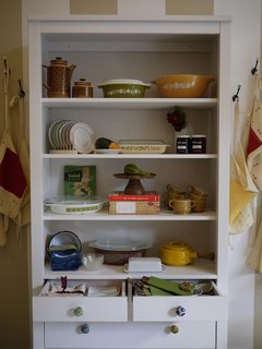 Wageman's collection of new and vintage kitchenwares run the gamut from country chic to warmly modern.