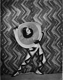 Art and Fashion by Sonia Delaunay - Photo 5 of 15 -