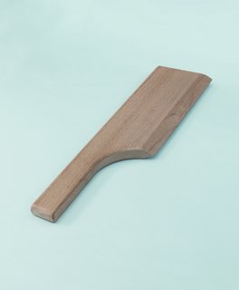 An eggplant knife from Bulgaria as represented in Usefulness in Small Things. Photo: © Usefulness in Small Things, Rizzoli, 2011.