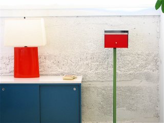 Neutra Box - Photo 1 of 4 -