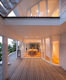 This Lake House Is a Living Piece of Architecture History - Photo 21 of 21 - The residents rehabilitated the original redwood decking.